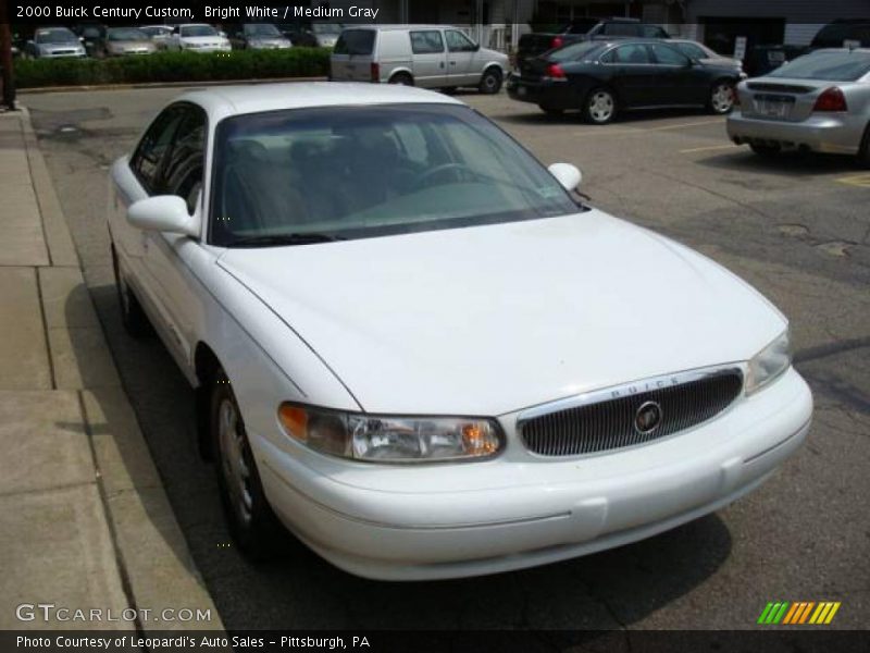 Bright White / Medium Gray 2000 Buick Century Custom