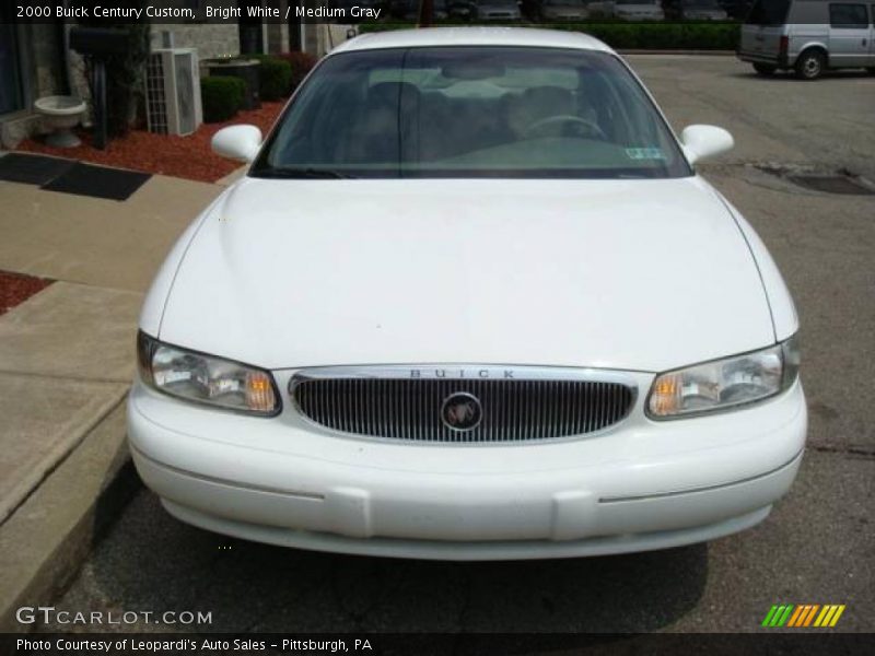 Bright White / Medium Gray 2000 Buick Century Custom