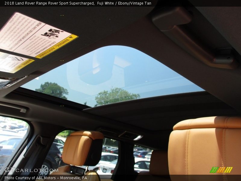 Fuji White / Ebony/Vintage Tan 2018 Land Rover Range Rover Sport Supercharged