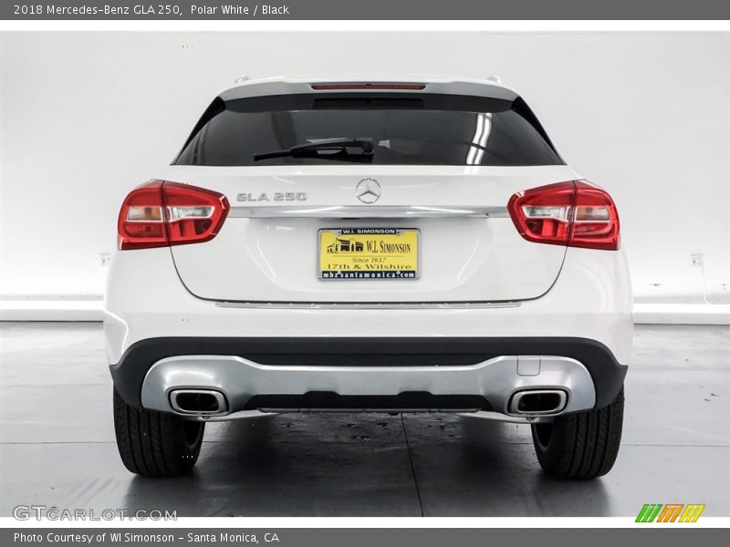 Polar White / Black 2018 Mercedes-Benz GLA 250
