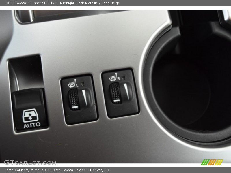 Midnight Black Metallic / Sand Beige 2018 Toyota 4Runner SR5 4x4