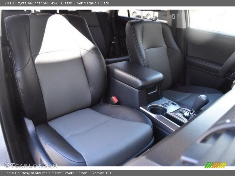 Classic Silver Metallic / Black 2018 Toyota 4Runner SR5 4x4