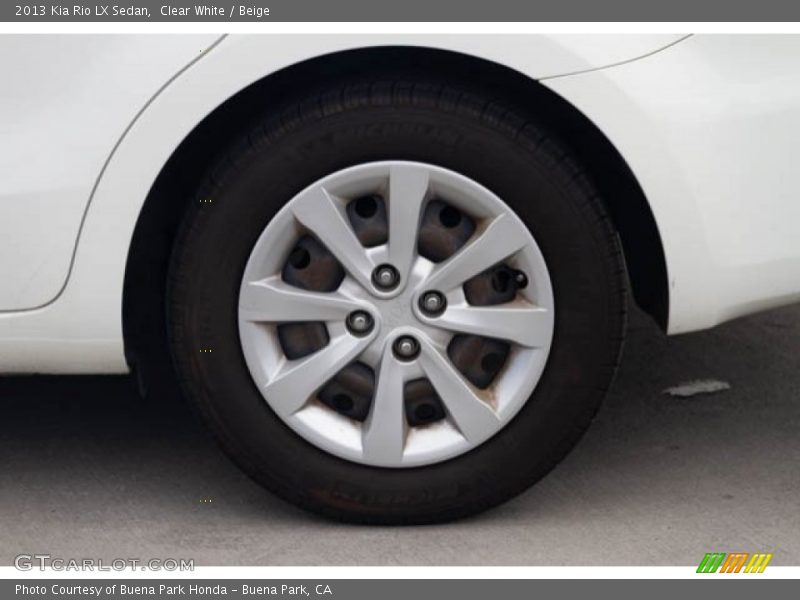 Clear White / Beige 2013 Kia Rio LX Sedan