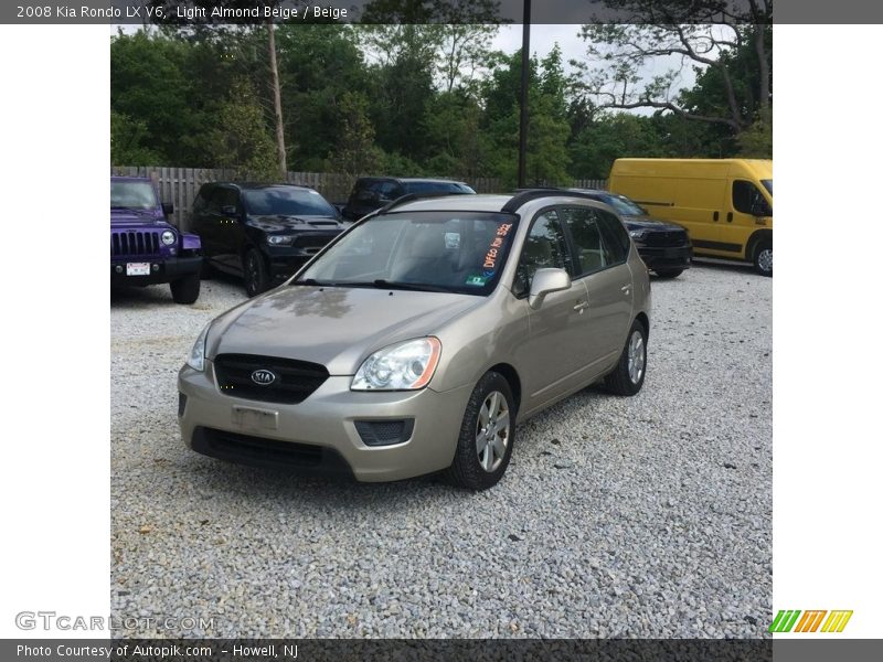 Light Almond Beige / Beige 2008 Kia Rondo LX V6