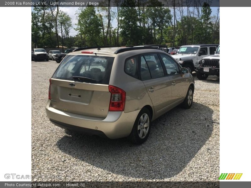 Light Almond Beige / Beige 2008 Kia Rondo LX V6