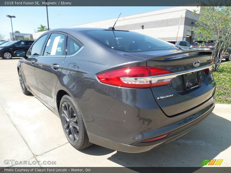 Magnetic / Ebony 2018 Ford Fusion SE