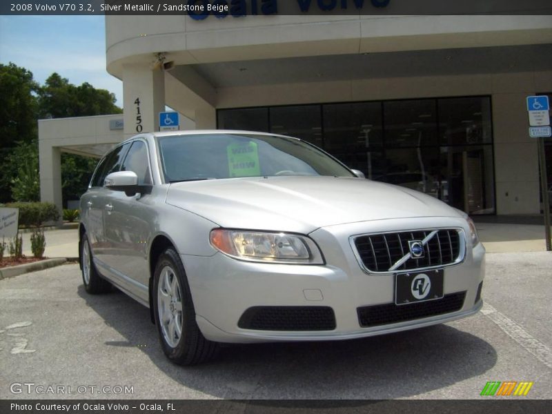 Silver Metallic / Sandstone Beige 2008 Volvo V70 3.2