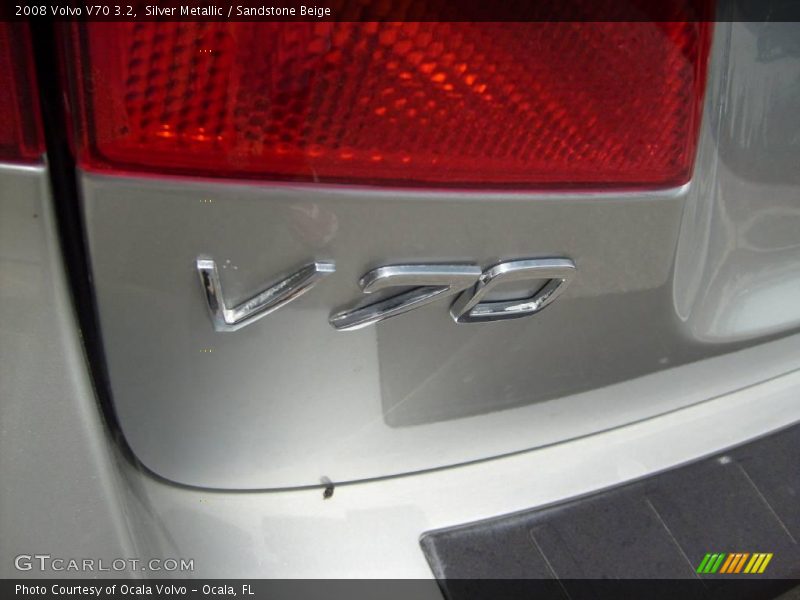 Silver Metallic / Sandstone Beige 2008 Volvo V70 3.2
