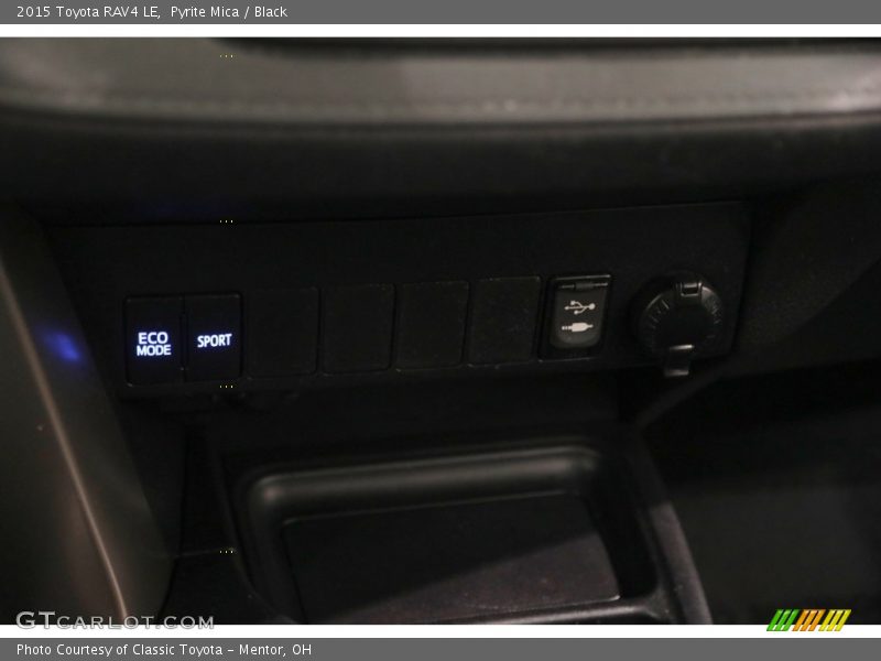 Pyrite Mica / Black 2015 Toyota RAV4 LE