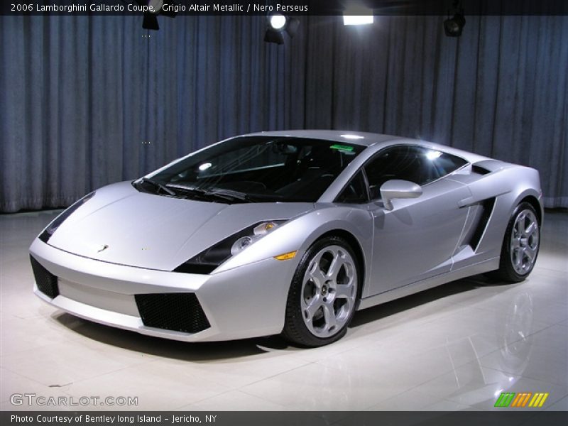 Front 3/4 View of 2006 Gallardo Coupe