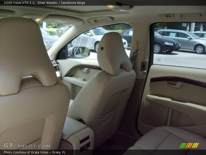 Silver Metallic / Sandstone Beige 2008 Volvo V70 3.2