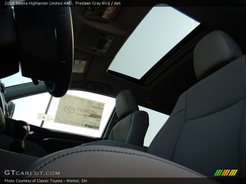Predawn Gray Mica / Ash 2018 Toyota Highlander Limited AWD
