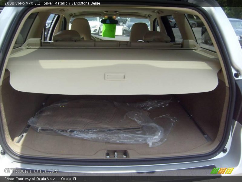 Silver Metallic / Sandstone Beige 2008 Volvo V70 3.2