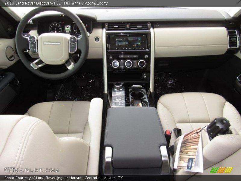 Fuji White / Acorn/Ebony 2018 Land Rover Discovery HSE