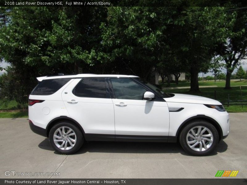 Fuji White / Acorn/Ebony 2018 Land Rover Discovery HSE