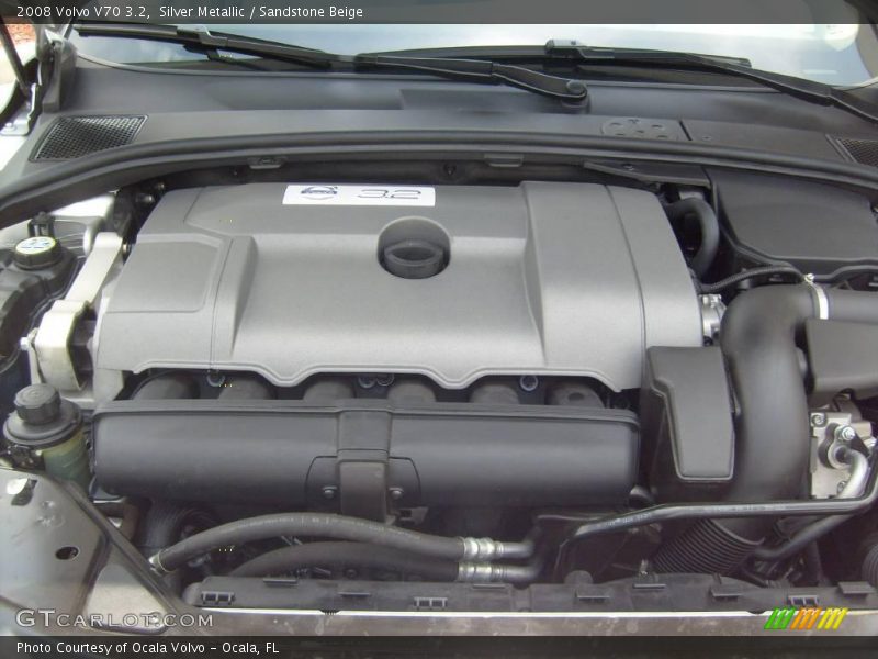 Silver Metallic / Sandstone Beige 2008 Volvo V70 3.2