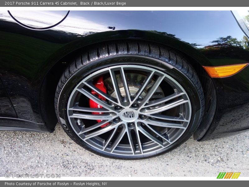  2017 911 Carrera 4S Cabriolet Wheel