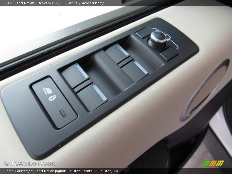 Fuji White / Acorn/Ebony 2018 Land Rover Discovery HSE