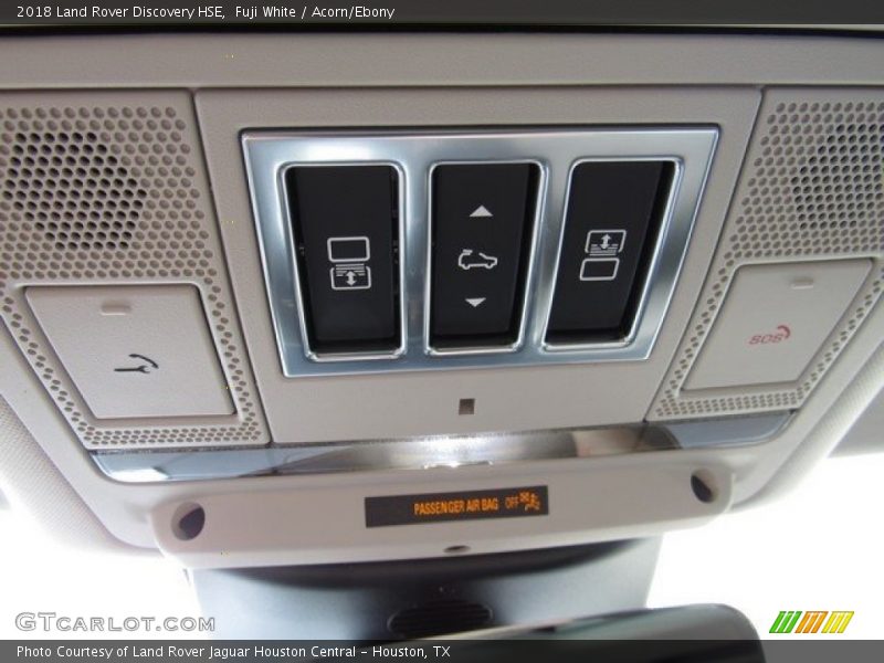Fuji White / Acorn/Ebony 2018 Land Rover Discovery HSE