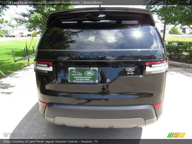 Santorini Black Metallic / Ebony/Ebony 2018 Land Rover Discovery SE