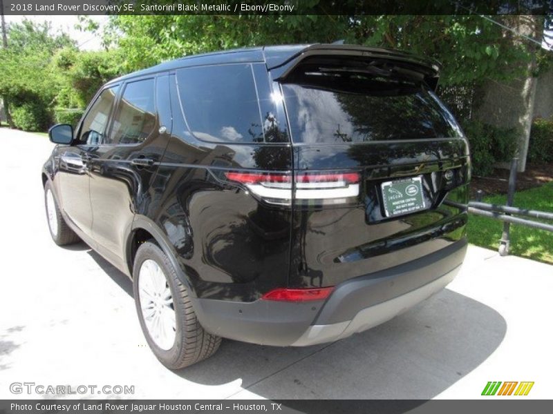 Santorini Black Metallic / Ebony/Ebony 2018 Land Rover Discovery SE