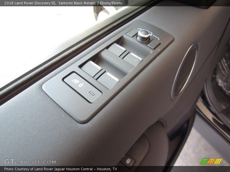 Santorini Black Metallic / Ebony/Ebony 2018 Land Rover Discovery SE