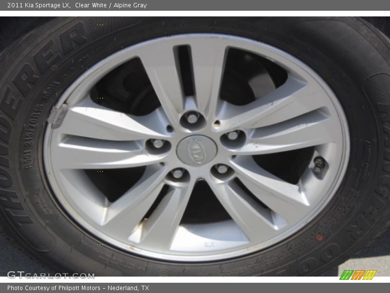 Clear White / Alpine Gray 2011 Kia Sportage LX