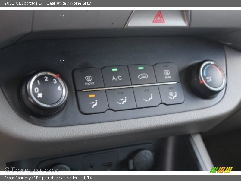 Clear White / Alpine Gray 2011 Kia Sportage LX