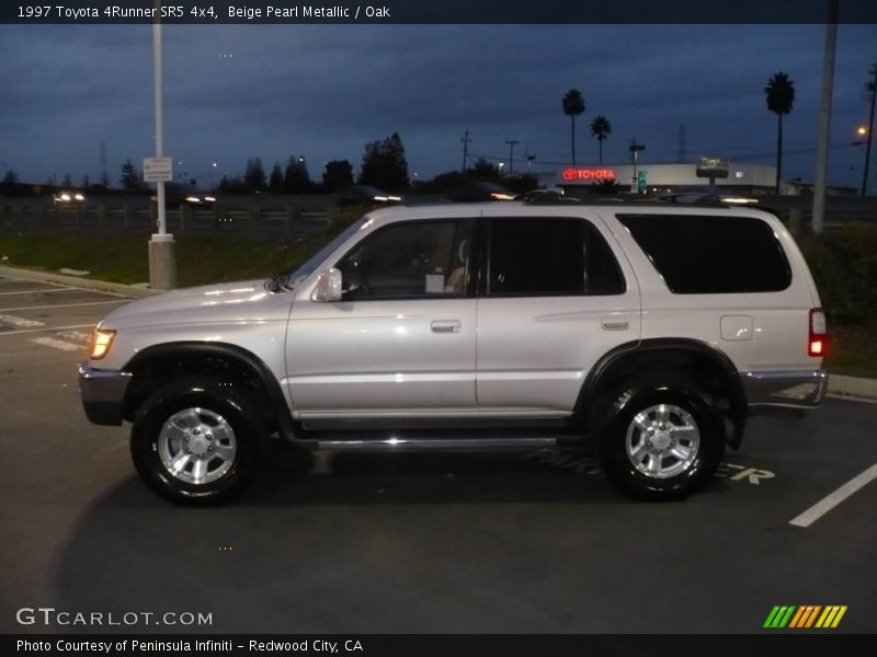 Beige Pearl Metallic / Oak 1997 Toyota 4Runner SR5 4x4