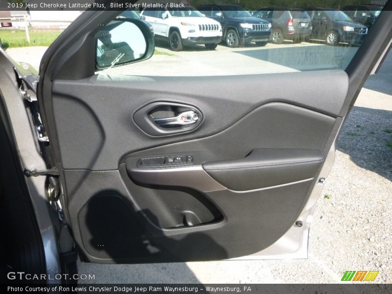 Billet Silver Metallic / Black 2019 Jeep Cherokee Latitude Plus