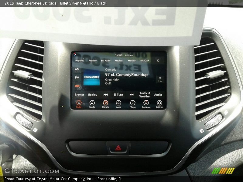 Billet Silver Metallic / Black 2019 Jeep Cherokee Latitude
