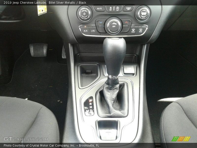 Billet Silver Metallic / Black 2019 Jeep Cherokee Latitude