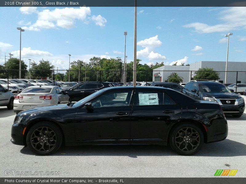 Gloss Black / Black 2018 Chrysler 300 S