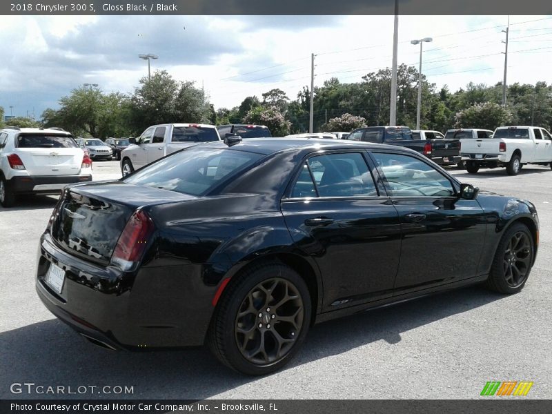 Gloss Black / Black 2018 Chrysler 300 S