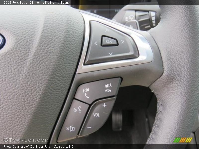 White Platinum / Ebony 2018 Ford Fusion SE