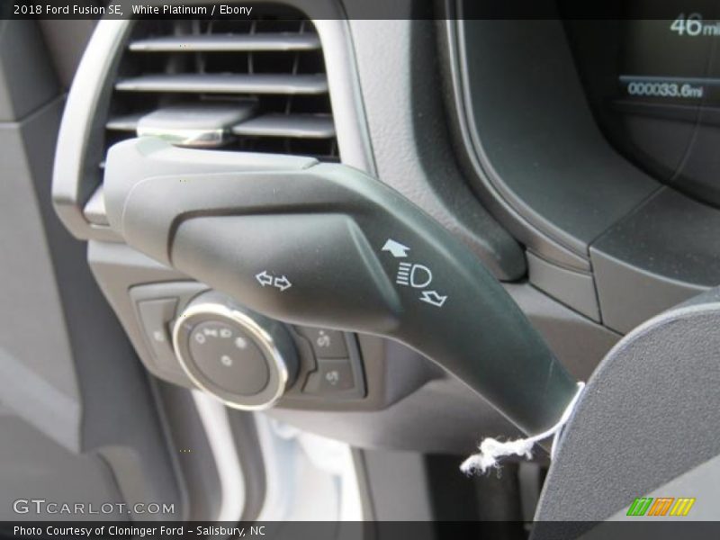 White Platinum / Ebony 2018 Ford Fusion SE