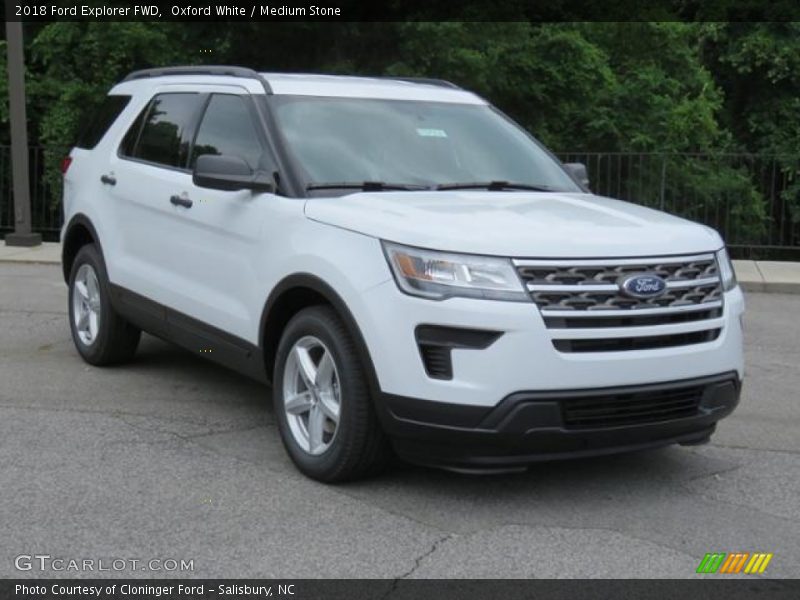 Front 3/4 View of 2018 Explorer FWD