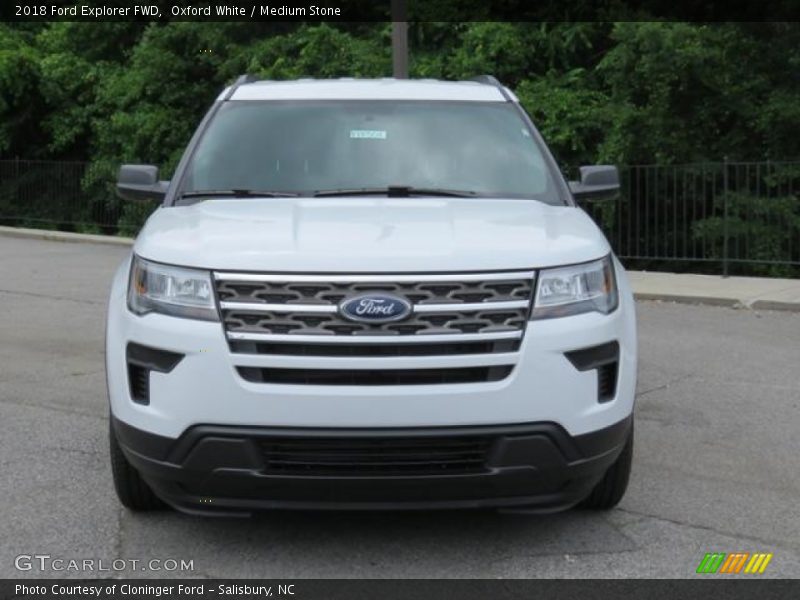 Oxford White / Medium Stone 2018 Ford Explorer FWD