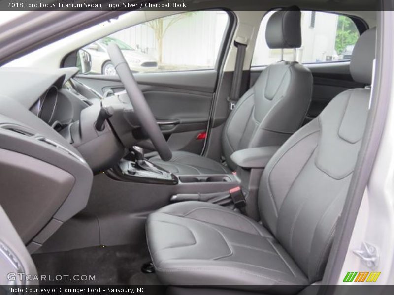 Ingot Silver / Charcoal Black 2018 Ford Focus Titanium Sedan