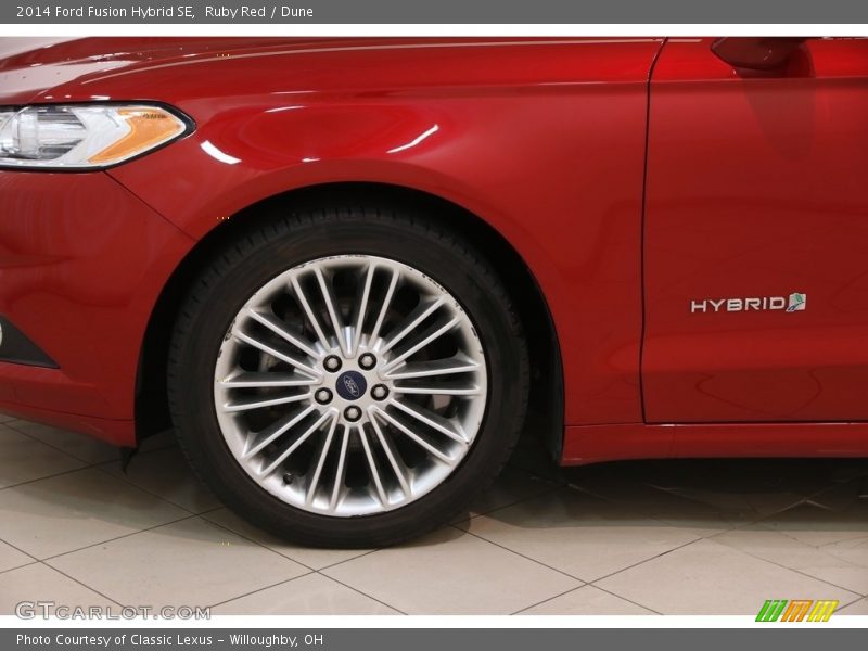 Ruby Red / Dune 2014 Ford Fusion Hybrid SE