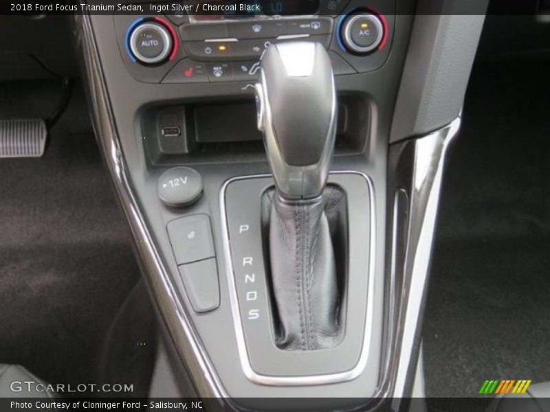 Ingot Silver / Charcoal Black 2018 Ford Focus Titanium Sedan