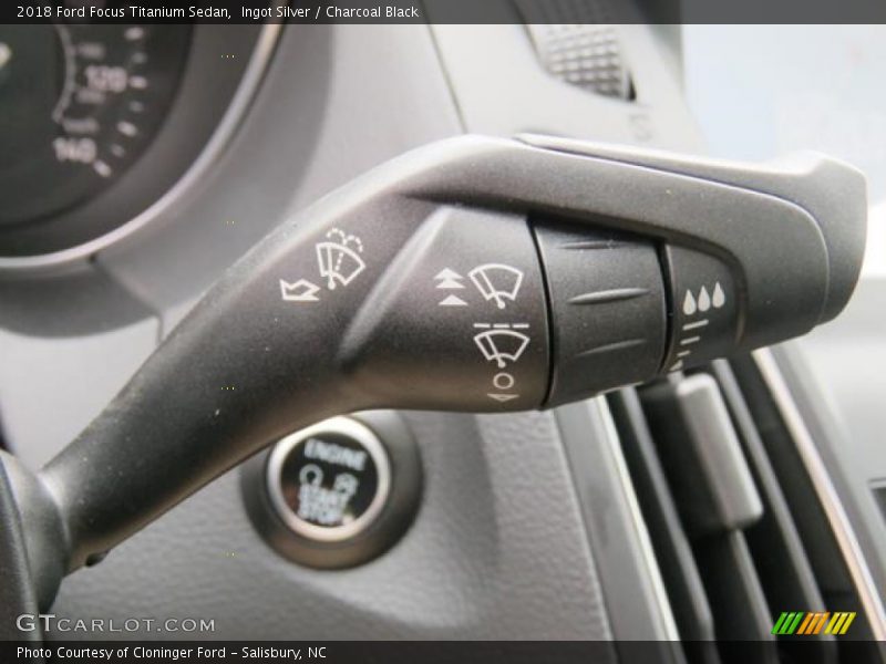 Ingot Silver / Charcoal Black 2018 Ford Focus Titanium Sedan