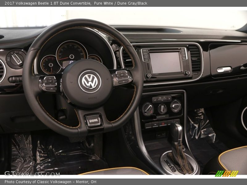 Dashboard of 2017 Beetle 1.8T Dune Convertible