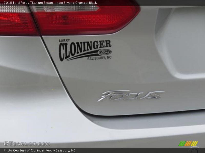 Ingot Silver / Charcoal Black 2018 Ford Focus Titanium Sedan