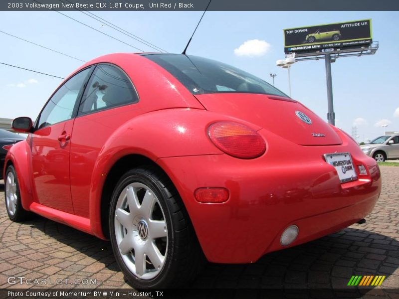 Uni Red / Black 2003 Volkswagen New Beetle GLX 1.8T Coupe