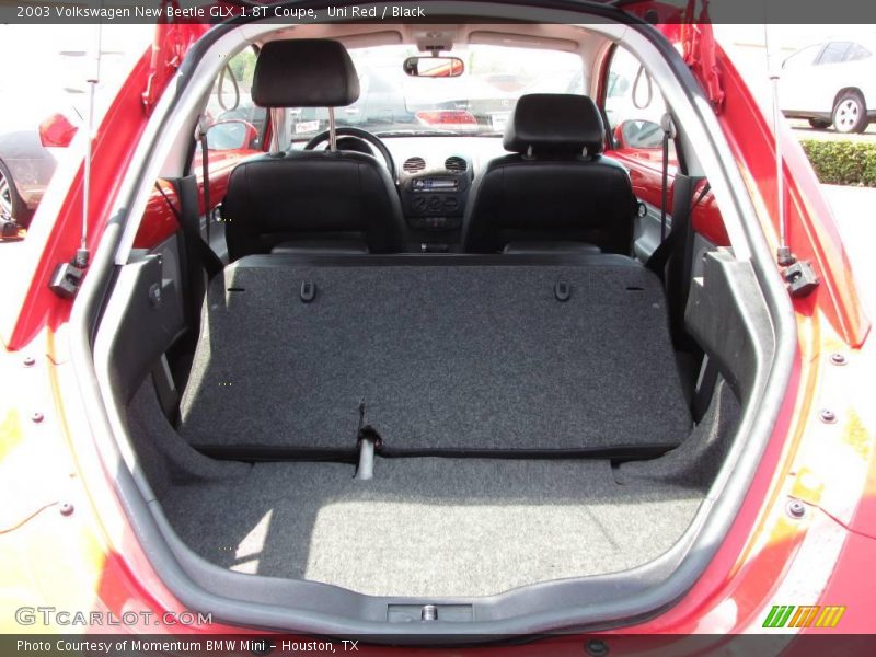Uni Red / Black 2003 Volkswagen New Beetle GLX 1.8T Coupe