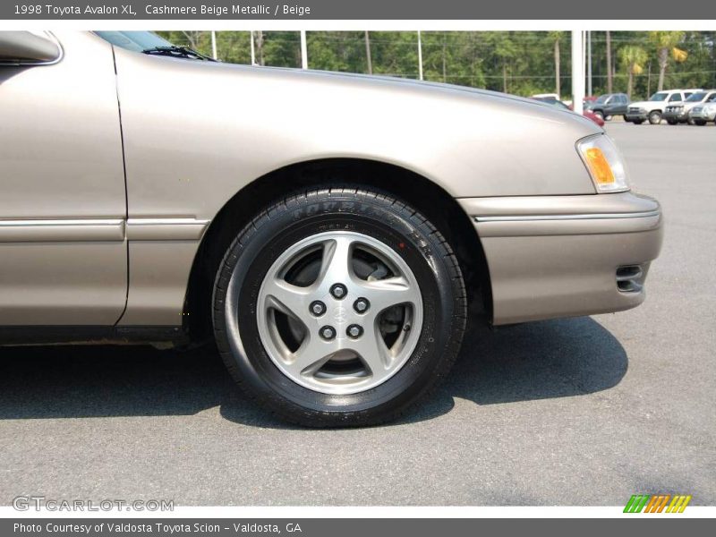 Cashmere Beige Metallic / Beige 1998 Toyota Avalon XL