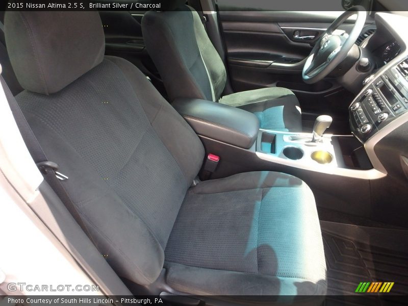 Brilliant Silver / Charcoal 2015 Nissan Altima 2.5 S
