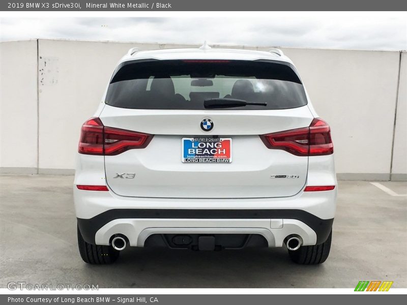 Mineral White Metallic / Black 2019 BMW X3 sDrive30i