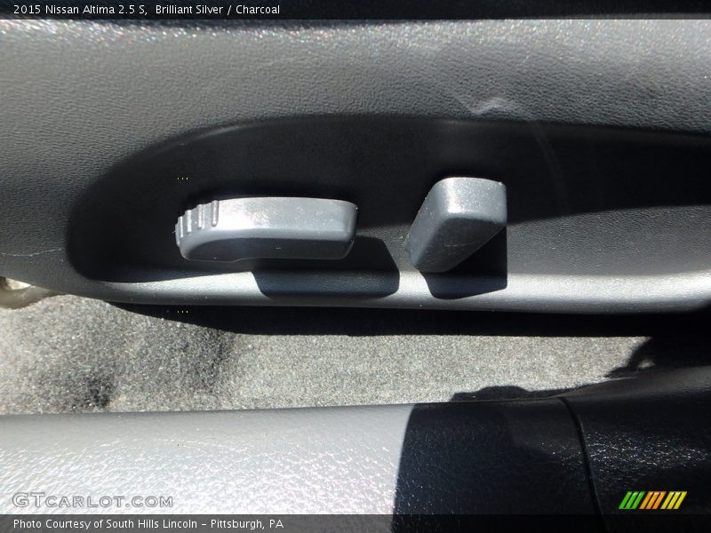 Brilliant Silver / Charcoal 2015 Nissan Altima 2.5 S